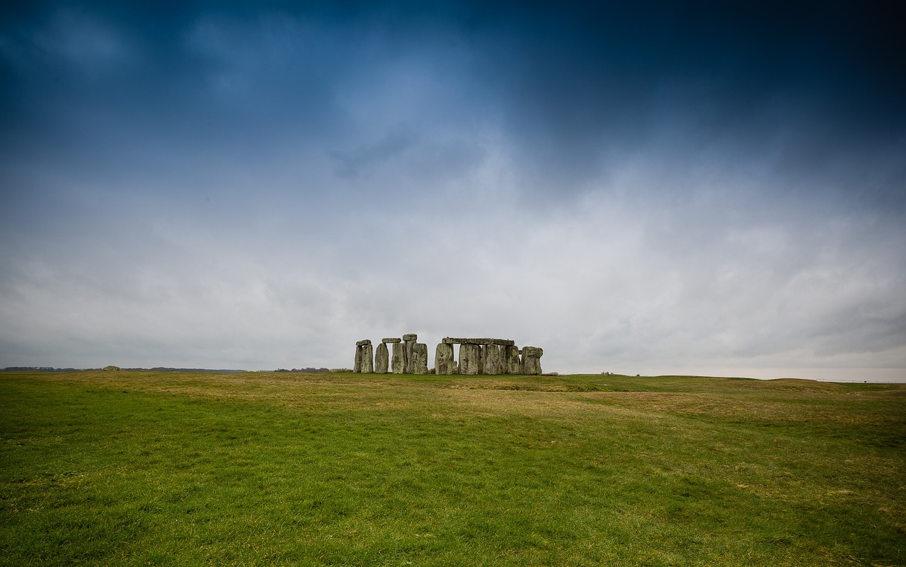 Understanding the Artifacts of the Neolithic Revolution